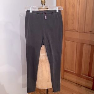 NWOT SKIMS brown outdoor leggings